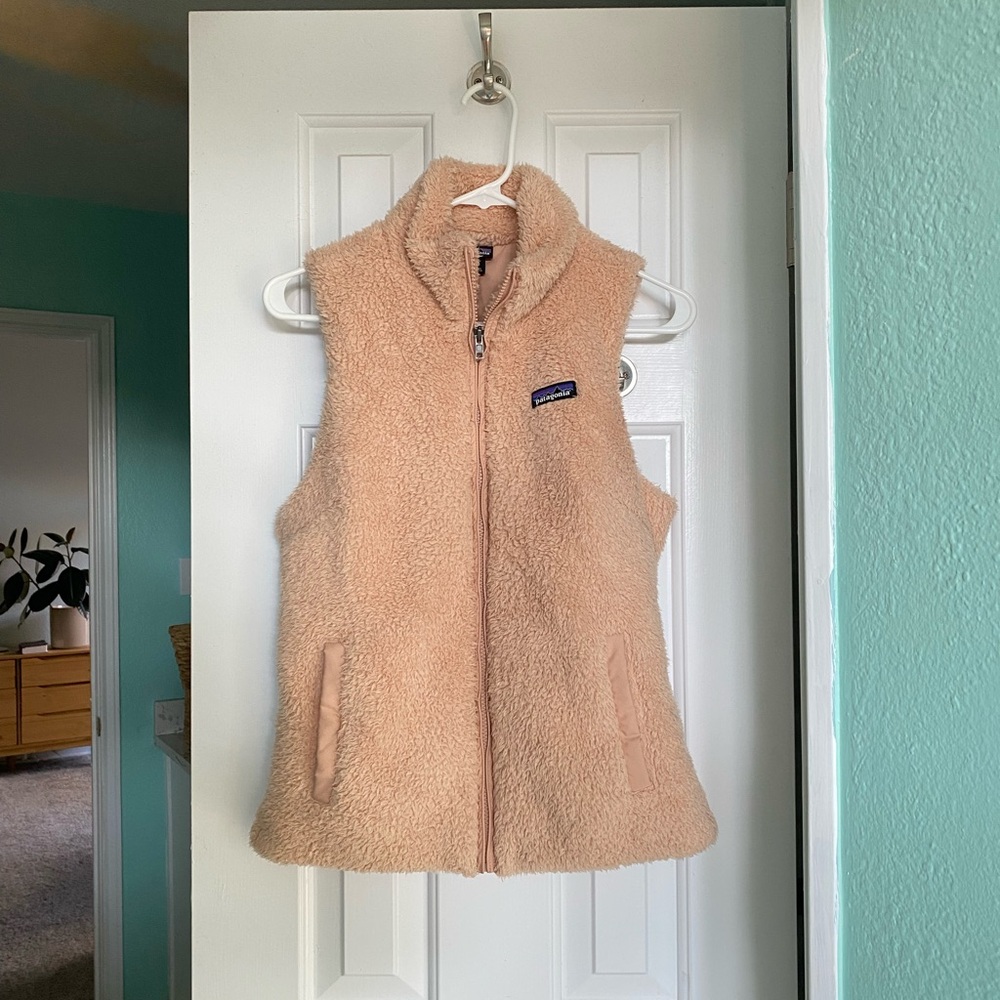 Patagonia Women's Los Gatos Peach/Rosewater Fleece Vest